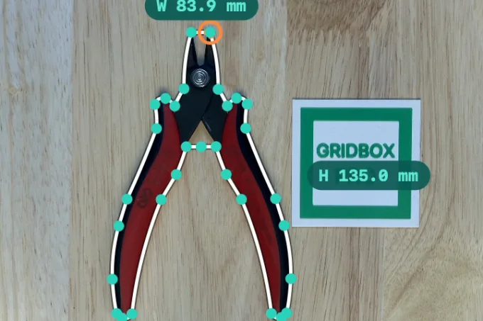 The wire cutters outline with every edit point showing